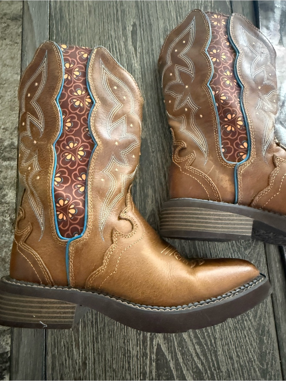 Brown Floral Inlay Western Boots for Women